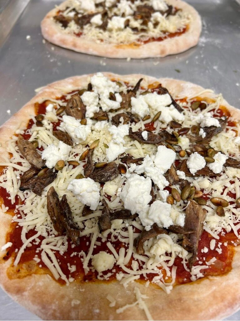 pizza chapeau